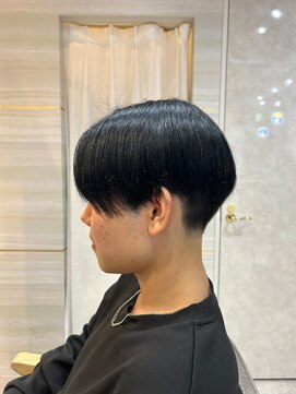 ヴィ 大宮(Vii) ダークアッシュ/カルマパーマ/アッシュブラック[メンズ/大宮]