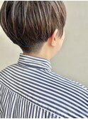 30代40代ベリーショート女性の刈り上げハイライトデザインカラー