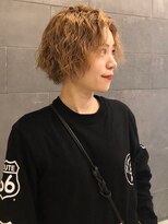 ディスコネクト(DISCO-N-NECT)&nbsp;抜きっぱなしブロンド　デジタルパーマ　ブリーチ　ハイトーン