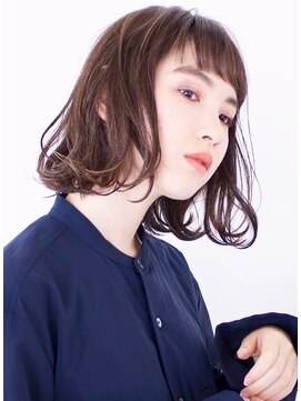 アイスバーグ ウェスト 清澄白河(eyesburg W/est) 肩ボブ切りっぱなしニュアンスカール