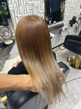 アローズ 久留米店(arose) 大人可愛い透明感立体感グレージュ×エアストレート