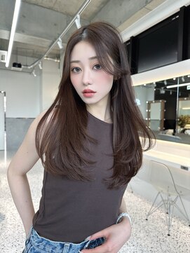 ロール 博多(Role) レイヤーカット小顔に見せるヘア/韓国ヘア/髪質改善/福岡/博多