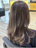 ロング　メージュカラー