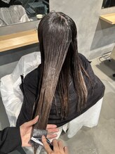 施術工程２～3　アミノ酸系トリートメント→ラバーアイロン