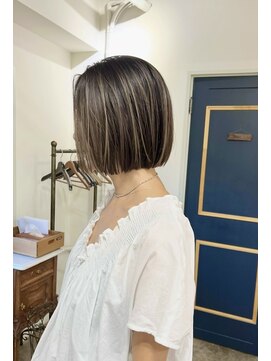 レジーロ (Regilo) アンブレラカラー×ボブ