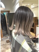 リフル 八王子(RIFULL)&nbsp;ハイライト　バレイヤージュ　ショート　レイヤー　髪質改善