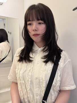 ユー セント(yew scent) ミディアムレイヤー/ハッシュレイヤーカット/顔周りカット