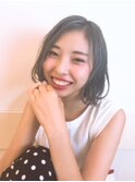 外ハネ切りっぱなしヌーディ―ボブ
