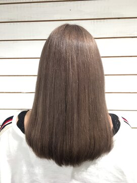 ビーヘアサロン(Beee hair salon) パールグレージュ