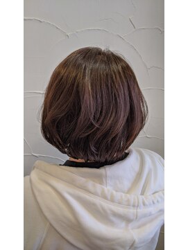 アン(Hair make un) ナチュラルショートボブ