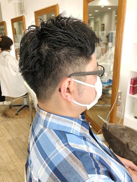 ヘッズ 本八幡店(HEADS) MEN'S HAIR センターパート ツイストスパイラル 韓国マッシュ