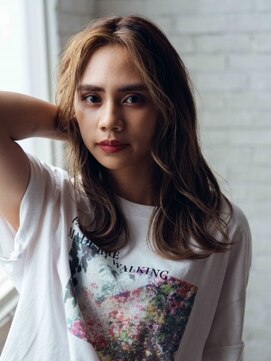 スリー いわき(iii) 外国人風セミディ【いわき】