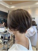 ショートボブ