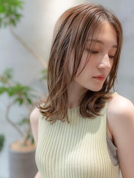 ドットハリス(.Hallis) 大人かわいい/小顔/ミディアムレイヤー/20代30代40代