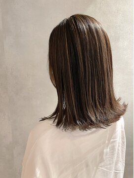 アイディール(:ideal) 20代30代40代☆大人ハイライト×外ハネスタイル