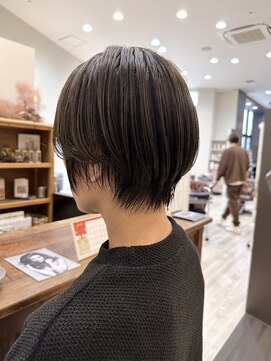 スフィーダ(SFIDA) 艶感ショート