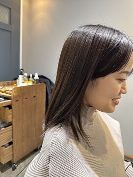 ワ ヘアー(wa-hair) 韓国風斜めバング　顔回りレイヤー潤髪質改善ワンカールオンプレ