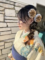マカロンコワフュールドウシワカマル(macaron coiffure de ushiwakamaru)&nbsp;成人式ヘアー