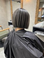 サニー 渋谷(SUNNY)&nbsp;バレイヤージュ、ハイライト、レイヤーロング、グレーベージュ