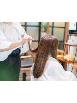 大人の髪質改善と骨格に合わせたカットをご提案☆丁寧なカウンセリングでお悩み解決します♪