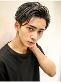 外国人風ハイライト アップバングセンターパート ソフト刈り上げ