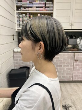 フルール バイ サファリ(fleur by safari) fleur岩政/マッシュショート/30代40代/薬院
