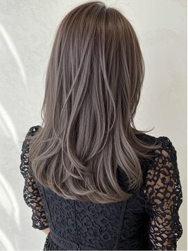 エル 新小岩(elu) 美髪/ワイドバング/レイヤーカット/くすみベージュ/新小岩駅