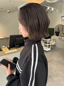 アンドルトワ(and Lutowa) ぷつっとボブ