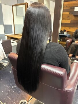 ブレイク 四日市ときわ店(BREK) 縮毛／黒染め　ツヤヘア