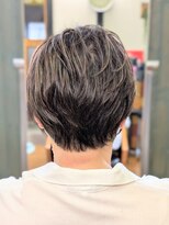 ジョカーレ(giocare)&nbsp;ひし形シルエットで、後ろ姿もキレイに