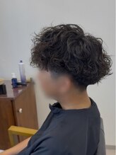 タメ(tame-) サーフカール/フェザーパーマ/ブルーブラック【都賀/メンズ】