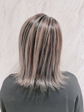 リー 枚方(Lee) 店長今里☆ミルクティーベージュバレイヤージュ☆