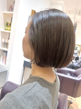 コワファースト させぼ五番街店(COIFF1RST) ミニボブ×透明感カラー