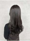 レイヤーカット×透明感カラー