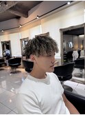 ツイストスパイラルパーマ　メッシュパーマ　縦落ちパーマ　眉毛