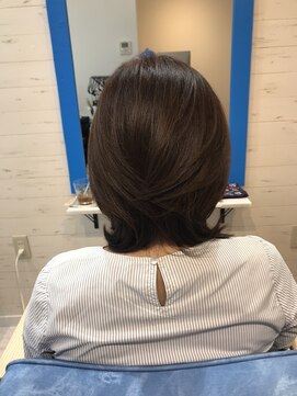 スローライフヘアーデザインアンドスパラウンジ(Slow life Hair design spa lounge) ミディアムレイヤー