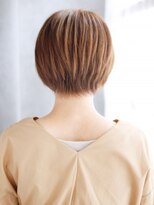 ナル 白山神社参道通り店(nalu)&nbsp;大人可愛いショートボブスタイル