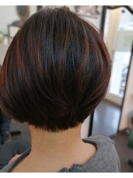 ギフト(GIFT) シンプルショートボブ