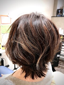 ヘアーアンドビューティー ロカヒ(HAIR&BEAUTY LoKaHi) ミニマムボブ