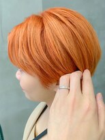 テトヘアー(teto hair) オレンジベージュ、ハンサムショート、オレンジカラー