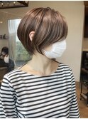 30代、40代/丸みくびれショートボブ×白髪染めハイライト/大宮