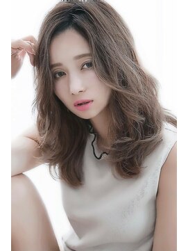 ギミック 自由が丘(gimmick) 重ためミディアム【自由が丘髪質改善オージュア認定サロン】