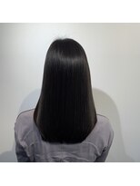 アンクル(ancre)&nbsp;艶髪×セミロング×アッシュブラック×髪質改善カラー【広島】