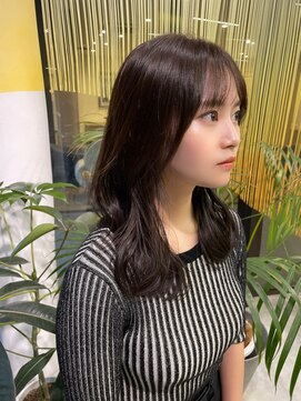 シティ(CITY) 外ハネ韓国レイヤー 20代30代40代 骨格診断ストレートタイプ