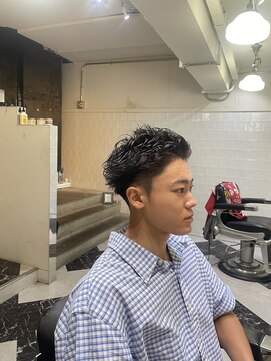 メリケンバーバーショップ フクオカ(MERICAN BARBERSHOP FUK) メンズカットマッシュパーマカルマパーマフェードツーブロック