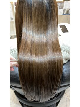 ツヤと髪 クリム(crim) 髪質改善、ヘアエステ・白髪染め　30代、40代、50代