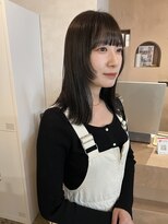 ユッカ 梅田(YUCCA)&nbsp;【 YUCCA 】大人可愛い20代30代40代/顔まわりレイヤー/オリーブ