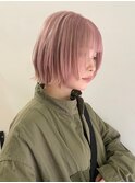 ハイトーン切りっぱなしショートボブミルクティーピンクベージュ