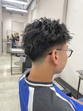 エイト ヘアサロン 渋谷本店(EIGHT) テーパーフェード×スパイキーショート×ツイストスパイラル
