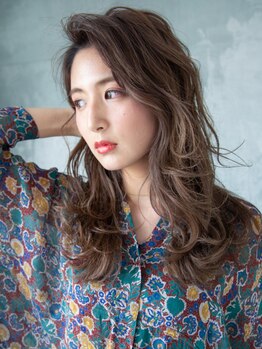 サロン ド テール(salon de TERRE)の写真/丁寧なカウンセリングと高い技術で、あなたの魅力を最大限に引き出してくれる☆【千駄ヶ谷・北参道】